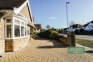 Photo 1- click for photo gallery